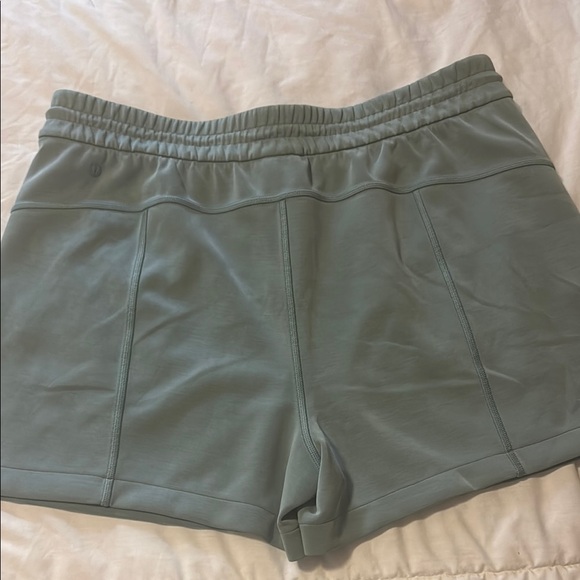 Lululemon Soft Stream High Rise Short - Picture 3 of 4